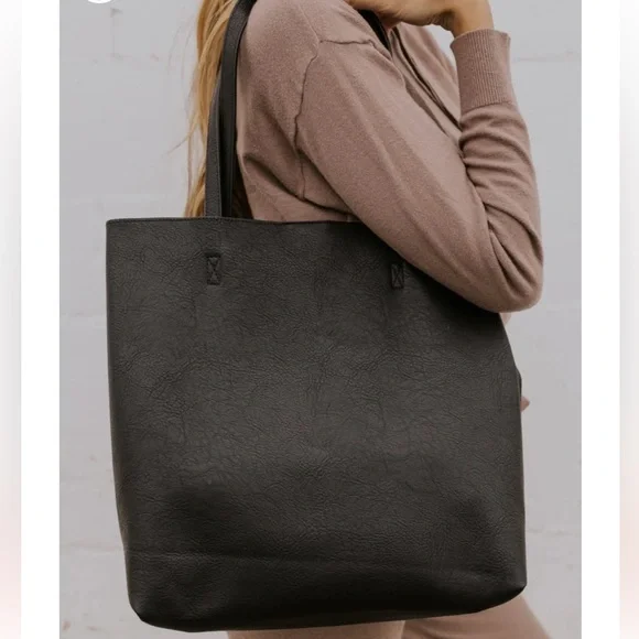 Roolee “The Icon Handbag” in Black Tote Purse - Picture 3 of 16